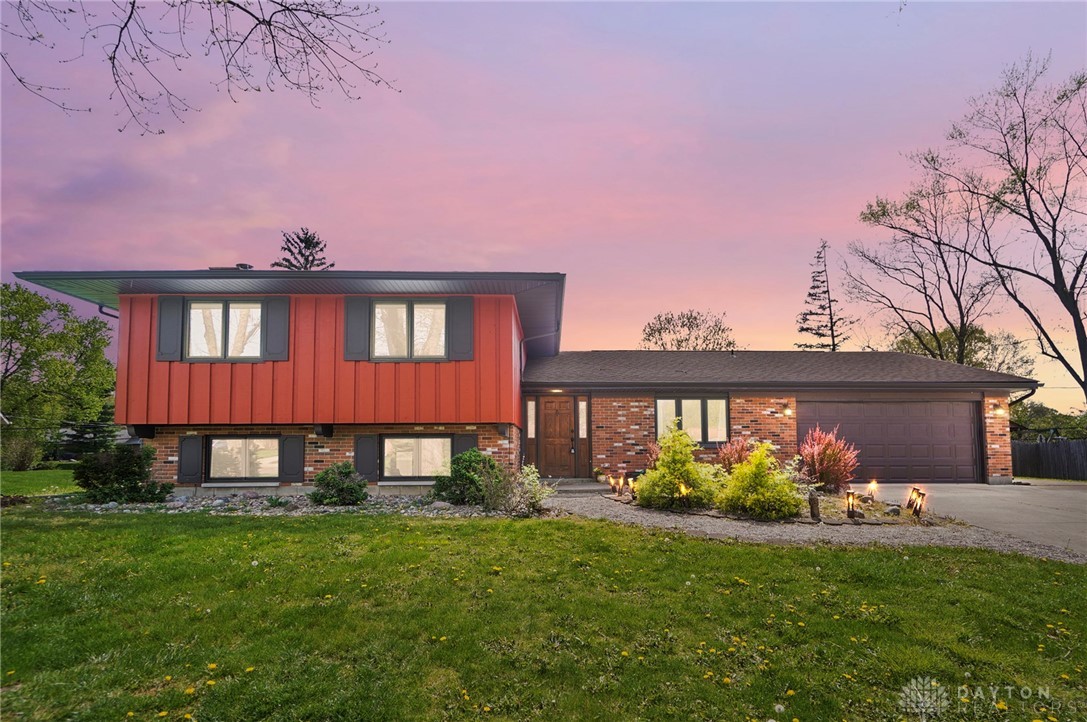 5675 Oak Valley Road, Dayton, Ohio image 1