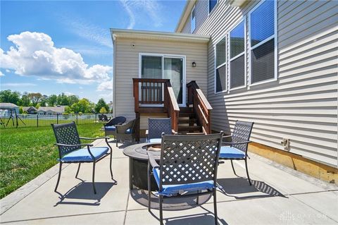 Tiny photo for 1589 Stonebury Court, Beavercreek Twp, OH 45385 (MLS # 945532)