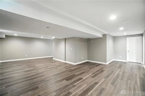 Tiny photo for 1589 Stonebury Court, Beavercreek Twp, OH 45385 (MLS # 945532)