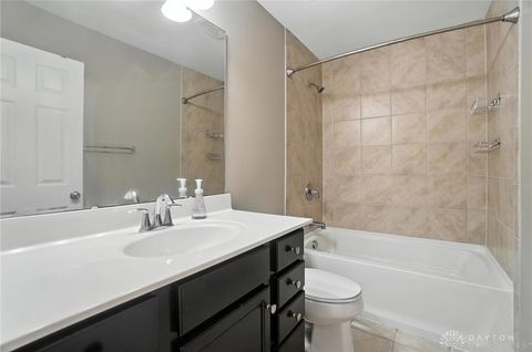 Tiny photo for 1589 Stonebury Court, Beavercreek Twp, OH 45385 (MLS # 945532)