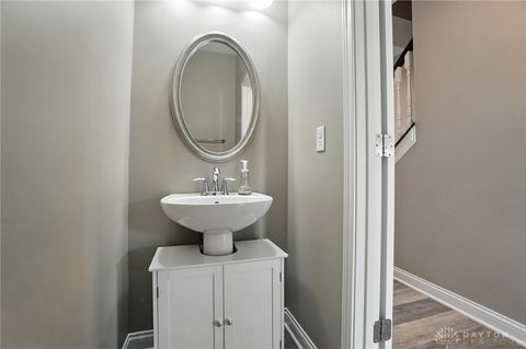 Tiny photo for 1589 Stonebury Court, Beavercreek Twp, OH 45385 (MLS # 945532)