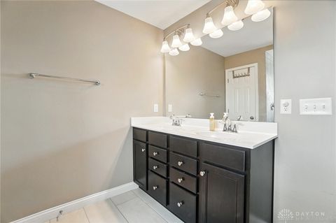 Tiny photo for 1589 Stonebury Court, Beavercreek Twp, OH 45385 (MLS # 945532)