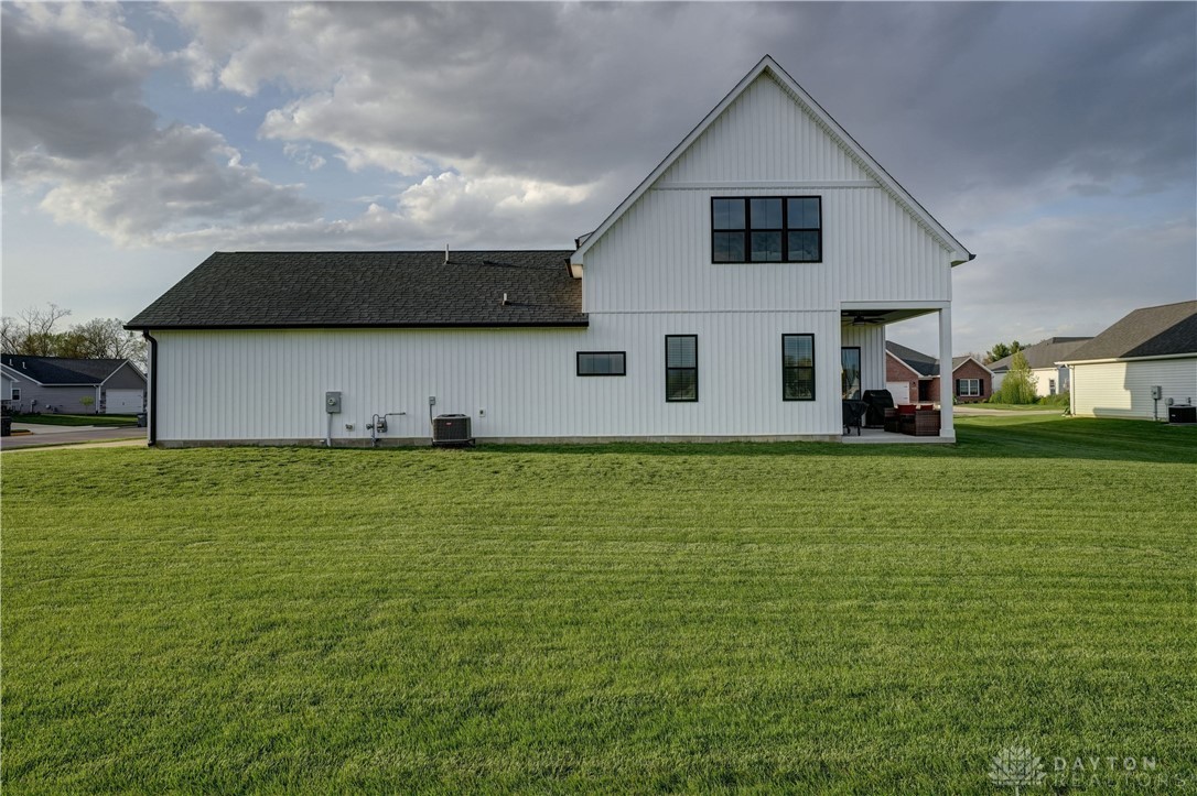 2737 Executive Drive, Troy, Ohio image 43