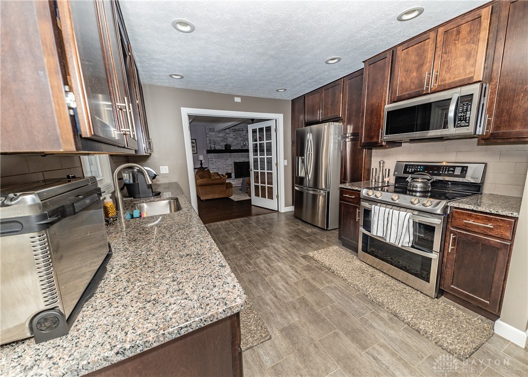 1180 Rustic Run Road, Tipp City, Ohio image 17