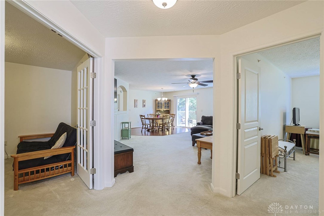 1296 Shadowood Trail