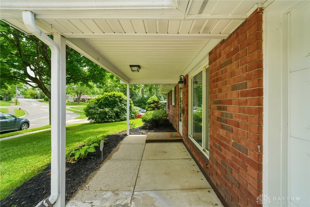 185 Beam Drive, Franklin, Ohio image 4