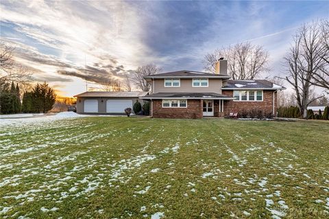 Photo of 3915 S US 68, Xenia, OH 45385 (MLS # 949374)