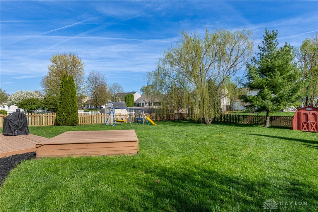 5015 Summerset Drive, Tipp City, Ohio image 37