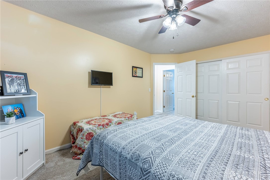 5015 Summerset Drive, Tipp City, Ohio image 28