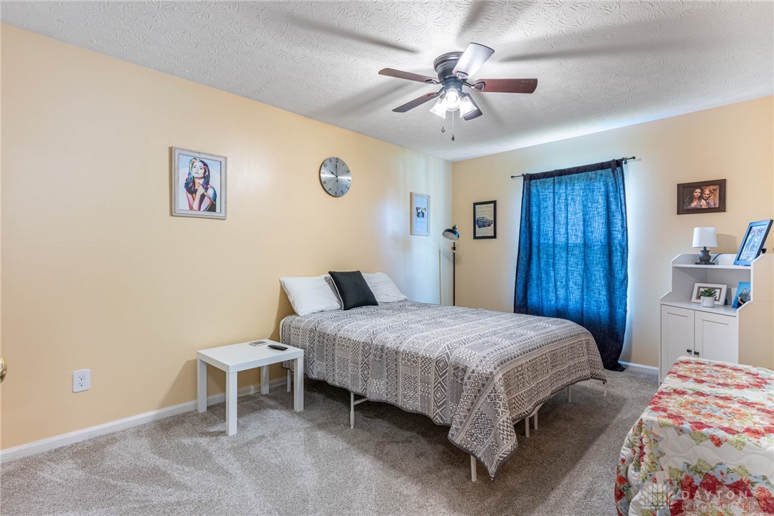 5015 Summerset Drive, Tipp City, Ohio image 27