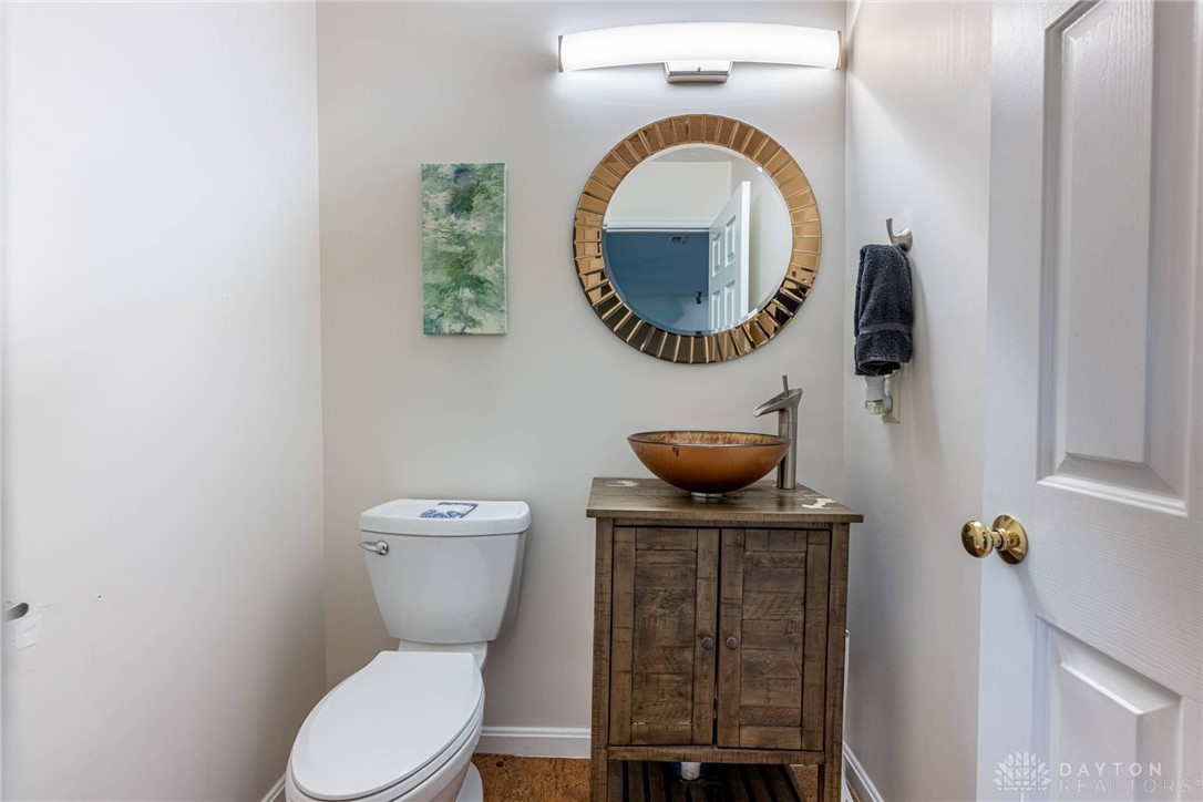 5015 Summerset Drive, Tipp City, Ohio image 21