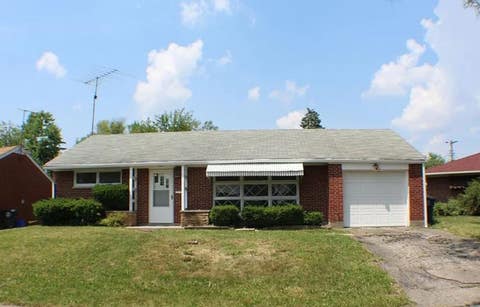 Homes For Sale - 1507 Academy Place<br/> Dayton, OH 45406