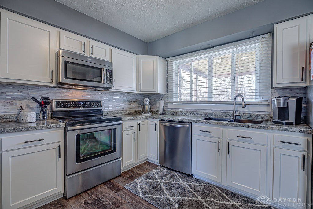 4715 Eck Road, Middletown, Ohio image 8