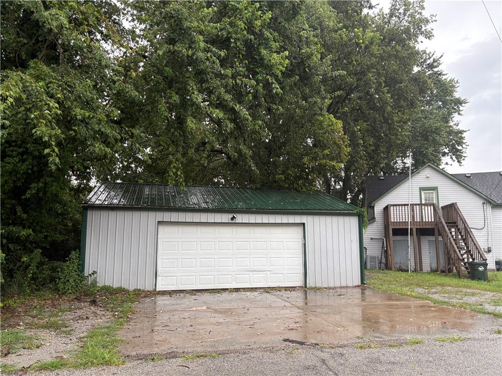 9911 N Cincinnati Columbus Road