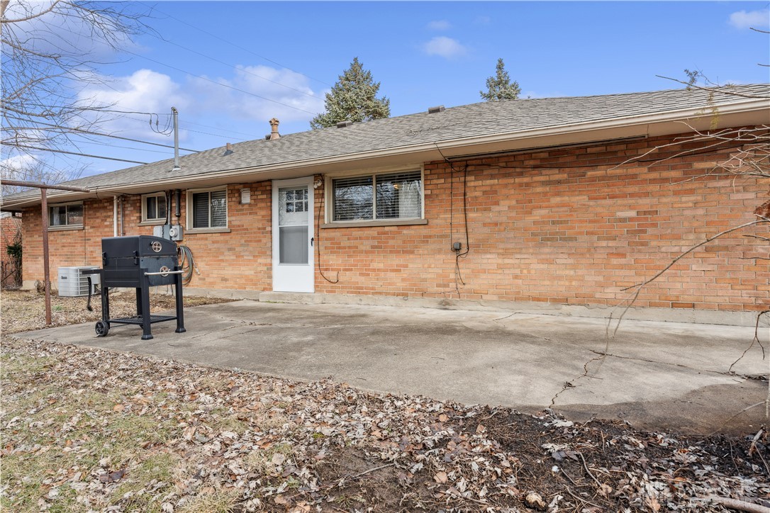 2282 Lehigh Place, Moraine, Ohio image 25