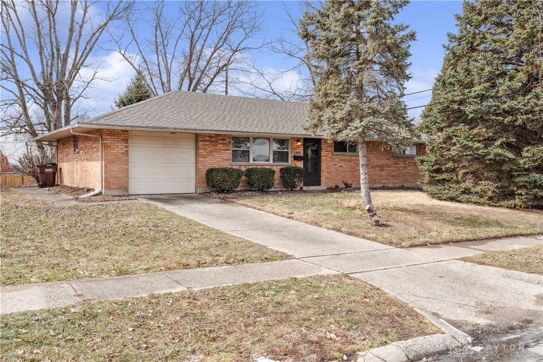 2282 Lehigh Place, Moraine, Ohio image 3