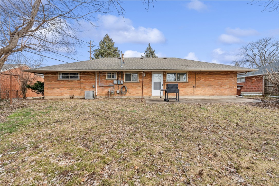 2282 Lehigh Place, Moraine, Ohio image 24