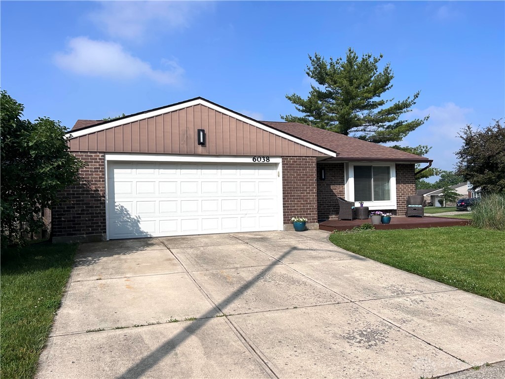 6038 Brown Deer Place, Dayton, Ohio image 4