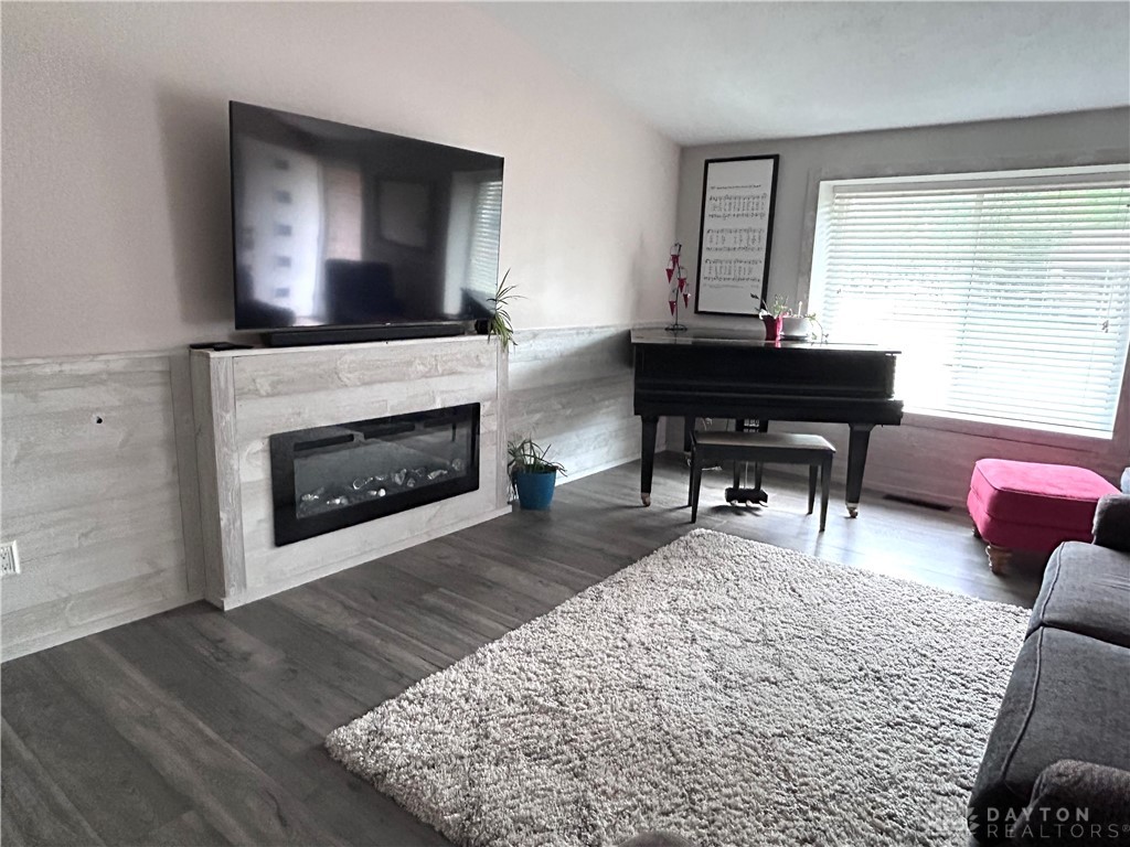 6038 Brown Deer Place, Dayton, Ohio image 8