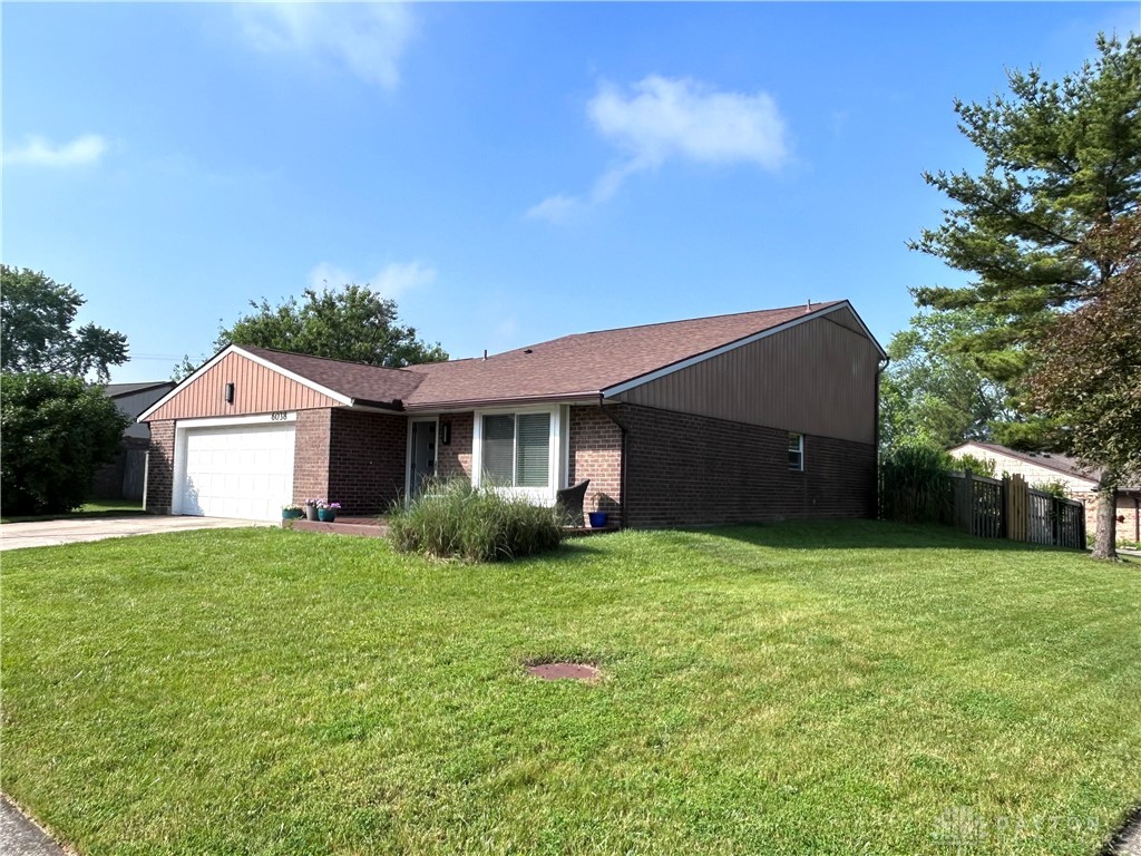 6038 Brown Deer Place, Dayton, Ohio image 3
