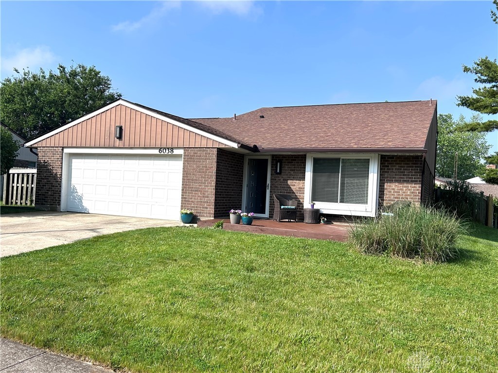 6038 Brown Deer Place, Dayton, Ohio image 1