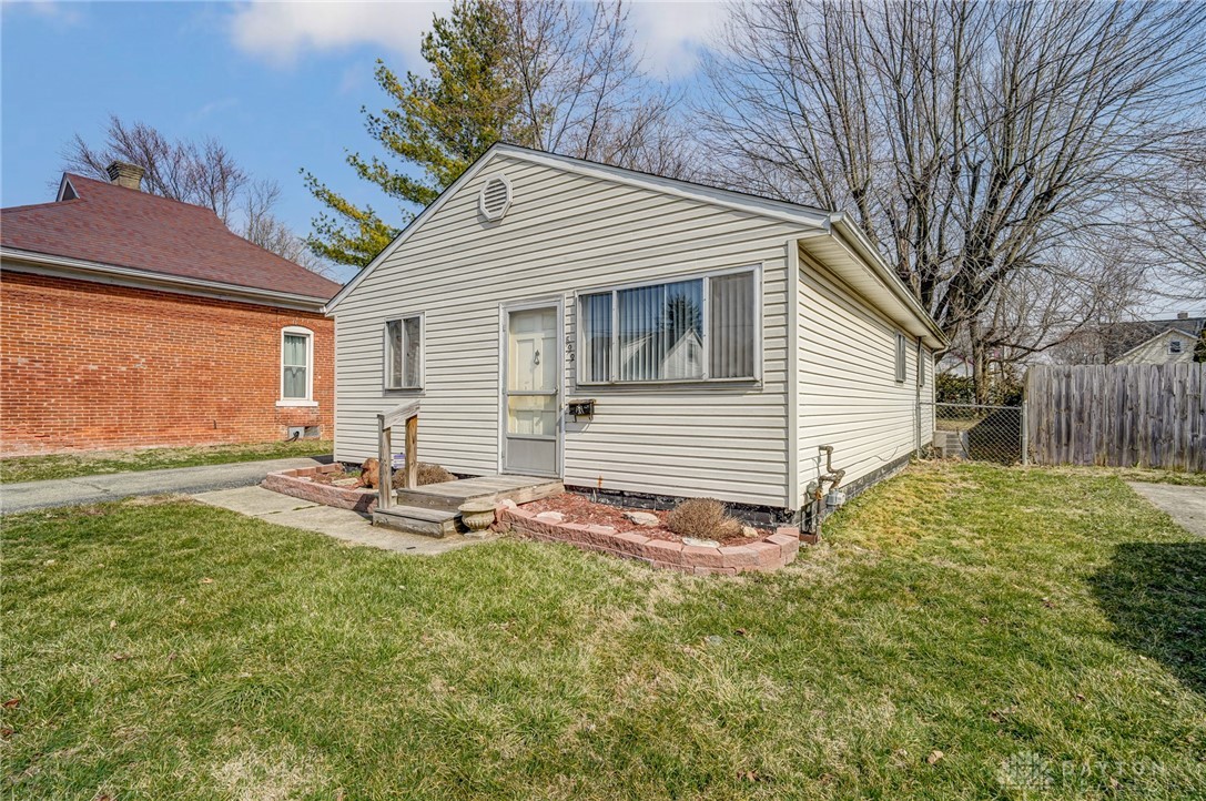 899 Chestnut Street, Xenia, Ohio image 3