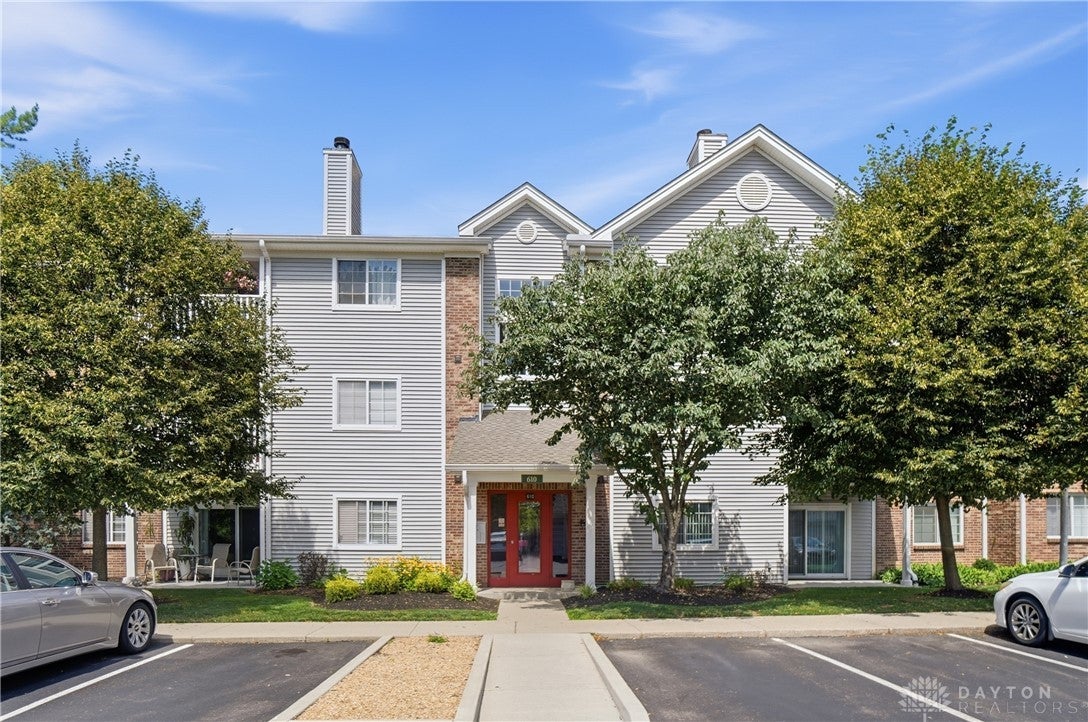 610 Carrington Place 10-312