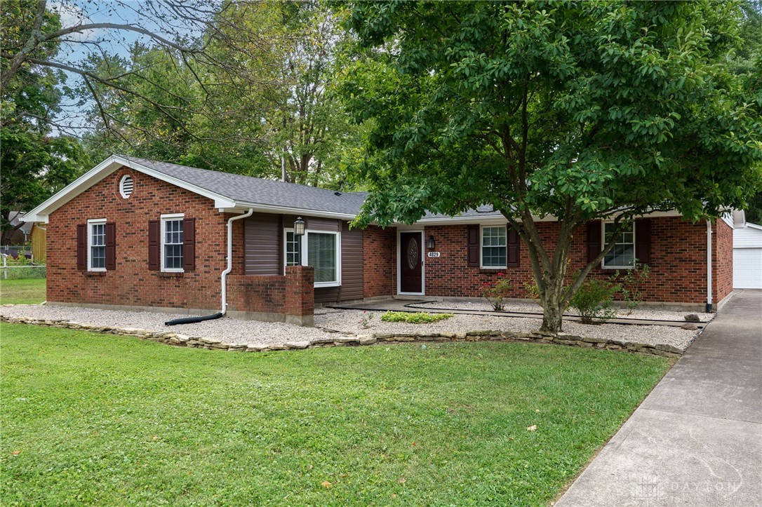 4029 Lyndell Drive, Beavercreek, Ohio image 1