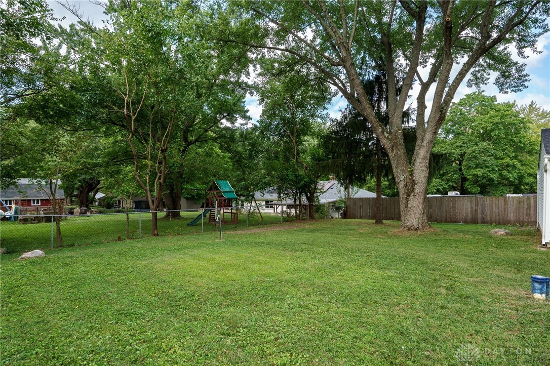 4029 Lyndell Drive, Beavercreek, Ohio image 40
