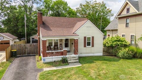 Photo of 208 S Wolf Creek Street, Brookville, OH 45309 (MLS # 949771)