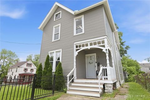 Photo of 6125 Clephane Avenue, Cincinnati, OH 45227 (MLS # 959282)