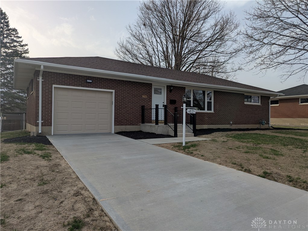 4825 Mesa Lane, Springfield, Ohio image 1