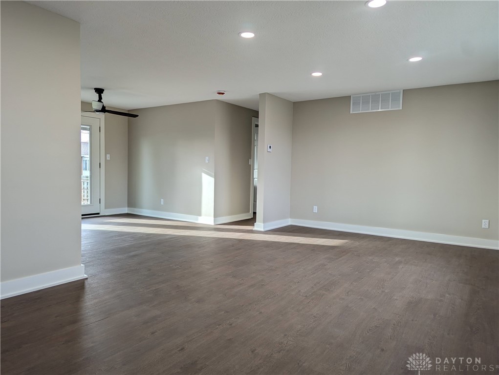 4825 Mesa Lane, Springfield, Ohio image 13