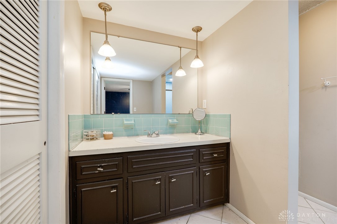 6120 Park Ridge Drive, Dayton, Ohio image 24