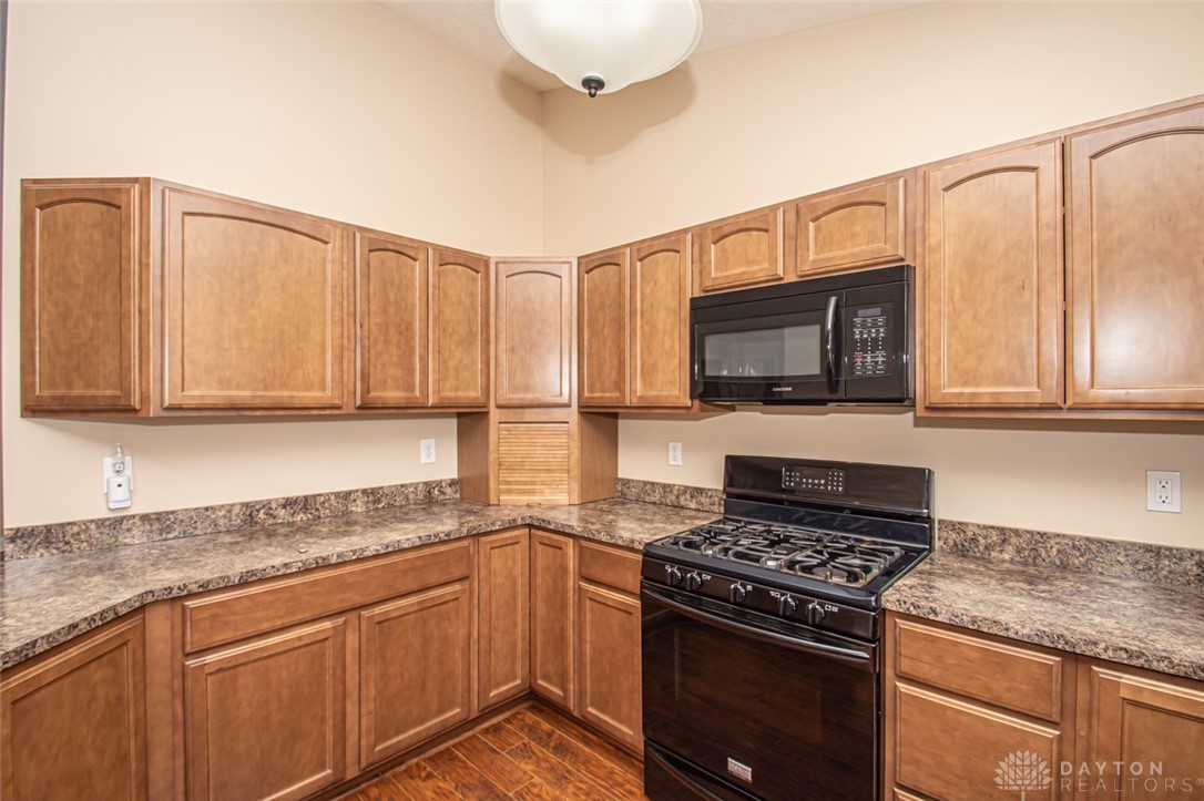 752 Swedish Cove, Eaton, Ohio image 14