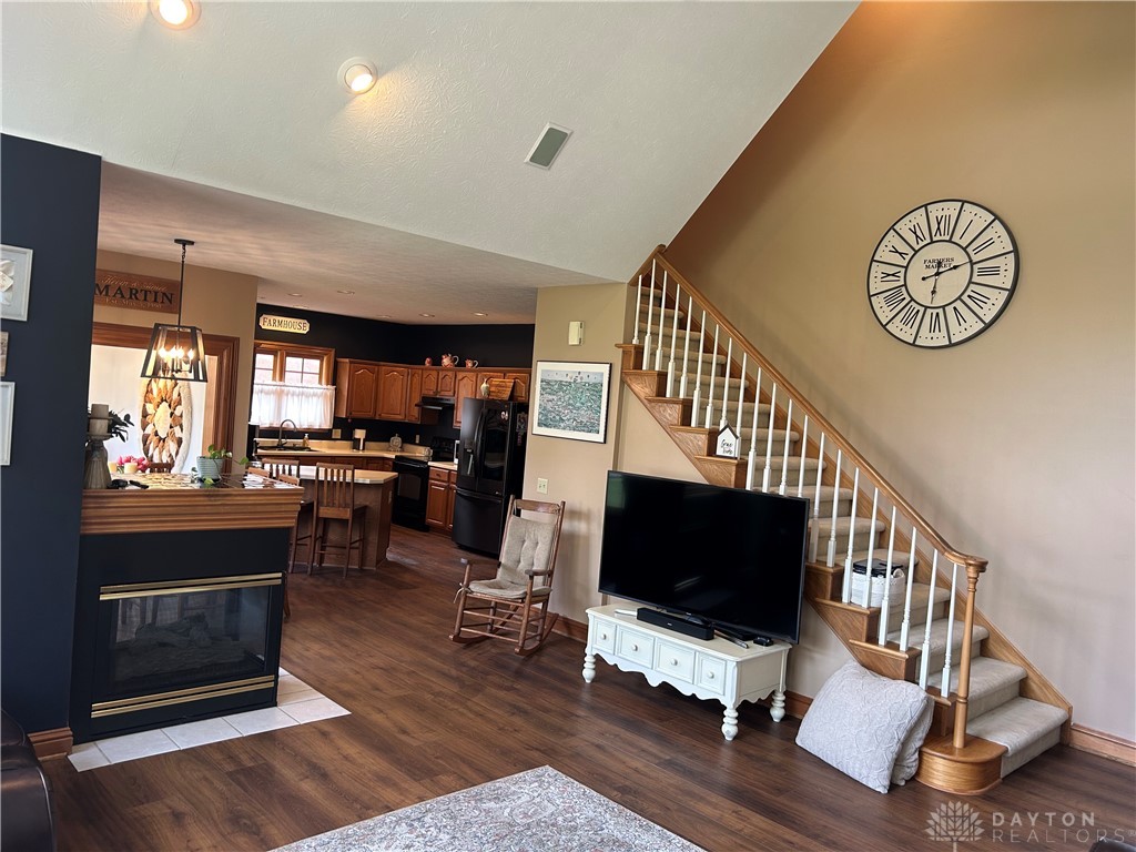 3455 Pavilion Lane, Bellbrook, Ohio image 13