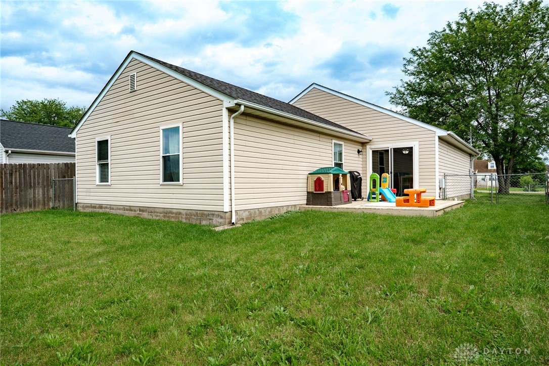 866 Trenton Road, Trenton, Ohio image 18