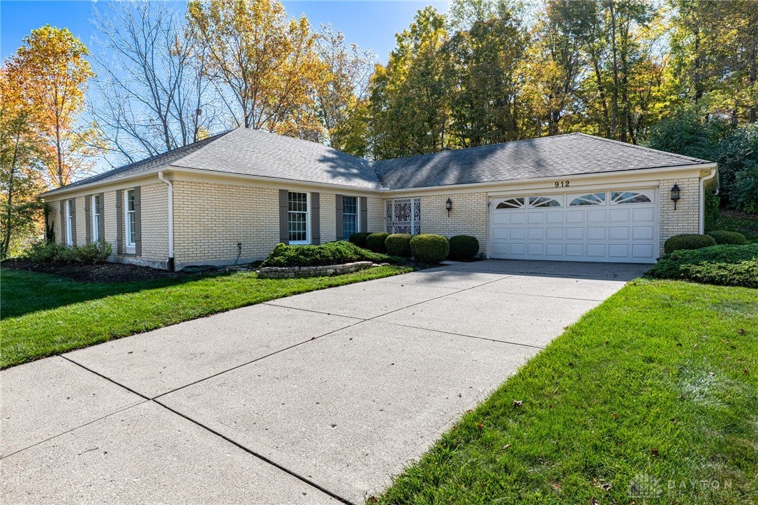 912 Cedar Creek Circle