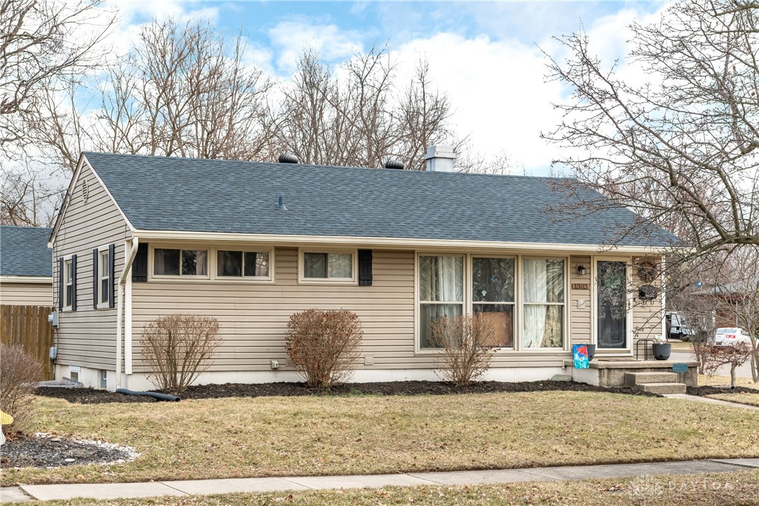 1303 Fleet Road, Troy, Ohio image 2