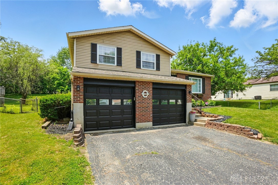 9675 Pellston Way, Miamisburg, Ohio image 4