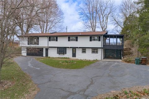 Photo of 5125 Shiloh Springs Road, Dayton, OH 45426 (MLS # 948921)