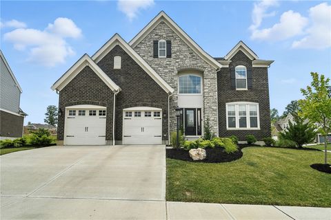 Photo of 850 Sand Trap Place, Lebanon, OH 45036 (MLS # 953594)