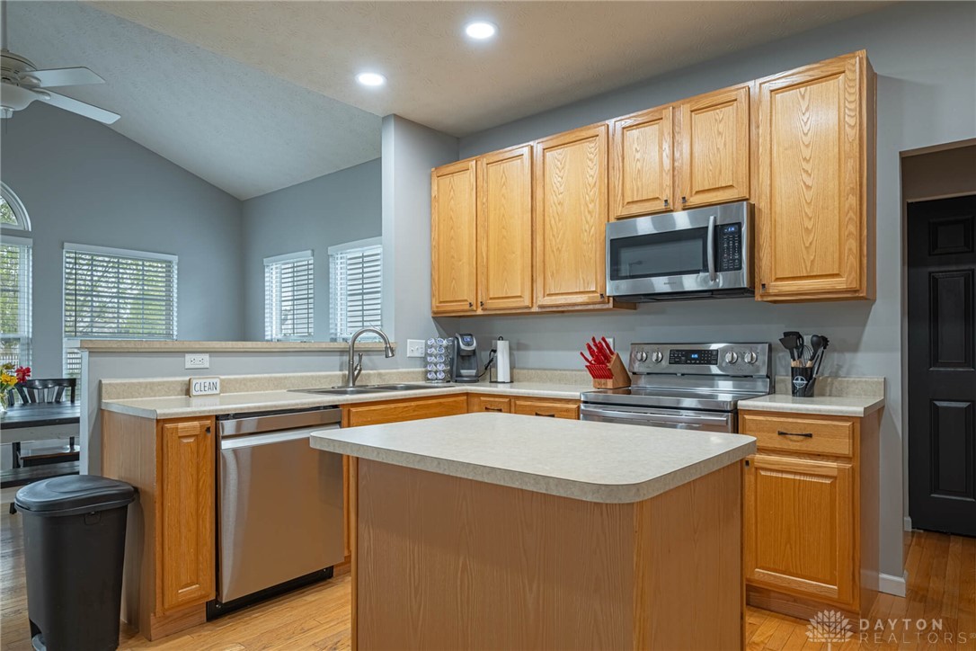 66 Wilbur Lane, Springboro, Ohio image 10