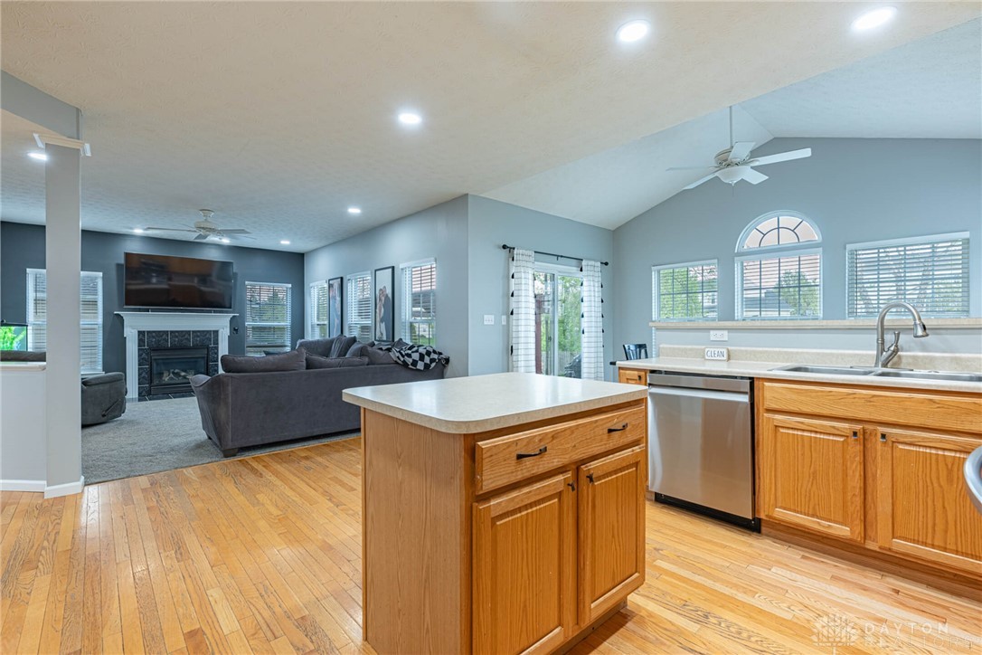66 Wilbur Lane, Springboro, Ohio image 11