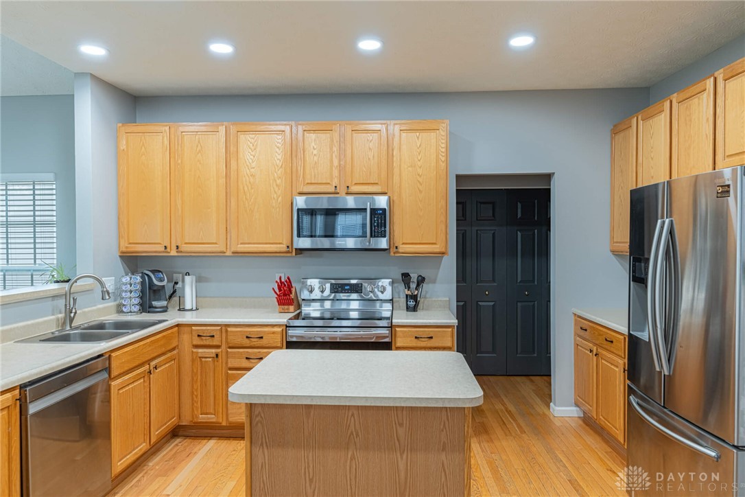 66 Wilbur Lane, Springboro, Ohio image 8