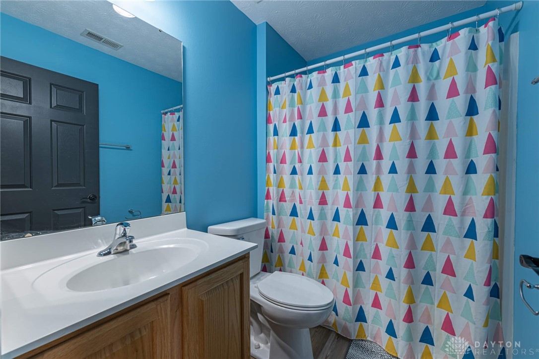 66 Wilbur Lane, Springboro, Ohio image 25