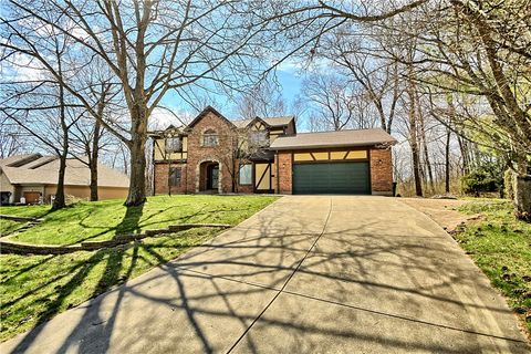 Photo of 8711 Nicole Lane, Clearcreek Twp, OH 45066 (MLS # 954107)
