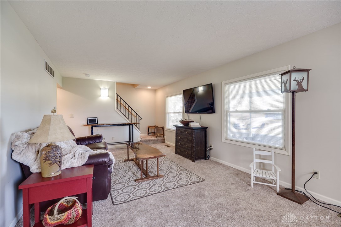 3479 Johnson Road, Springfield, Ohio image 8