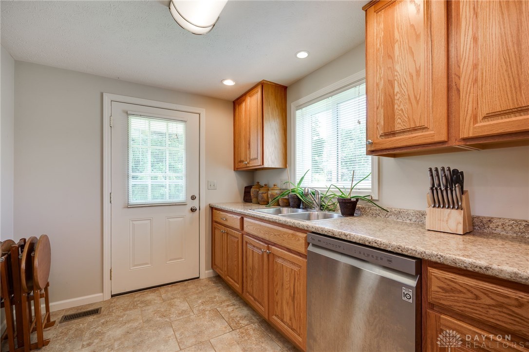 3479 Johnson Road, Springfield, Ohio image 20