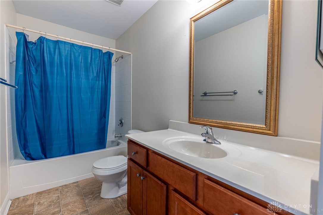 5075 Long Meadow Drive, Franklin, Ohio image 27